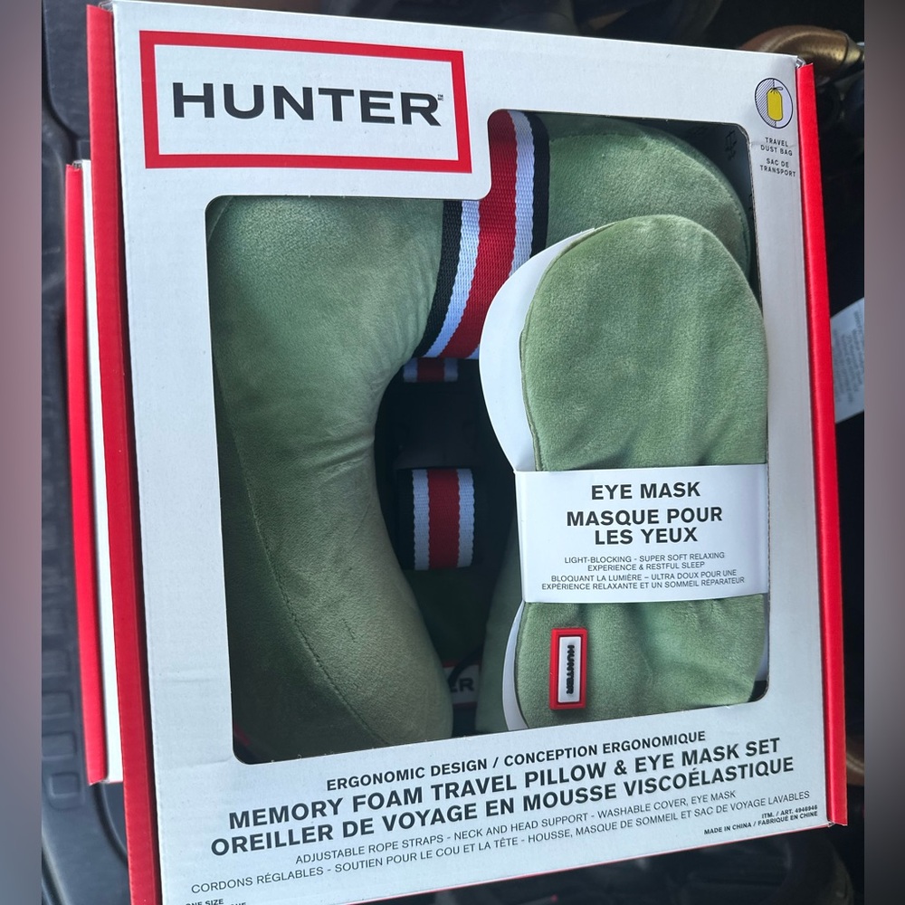 ✈️ Hunter Olive Travel Pillow and Eye Mask Set